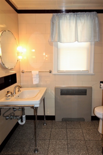78 Elm Street, Oneonta, New York 13820, 3 Bedrooms Bedrooms, ,1 BathroomBathrooms,3-Bedroom,9 Month Lease,78 Elm Street,1025